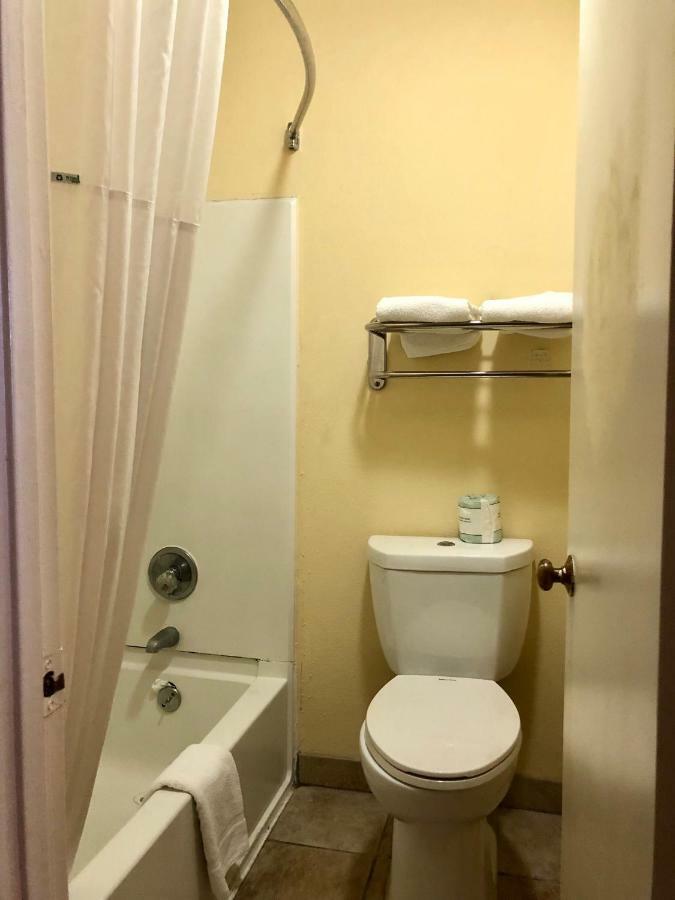 Days By Wyndham Downtown-nashville West Trinity Lane