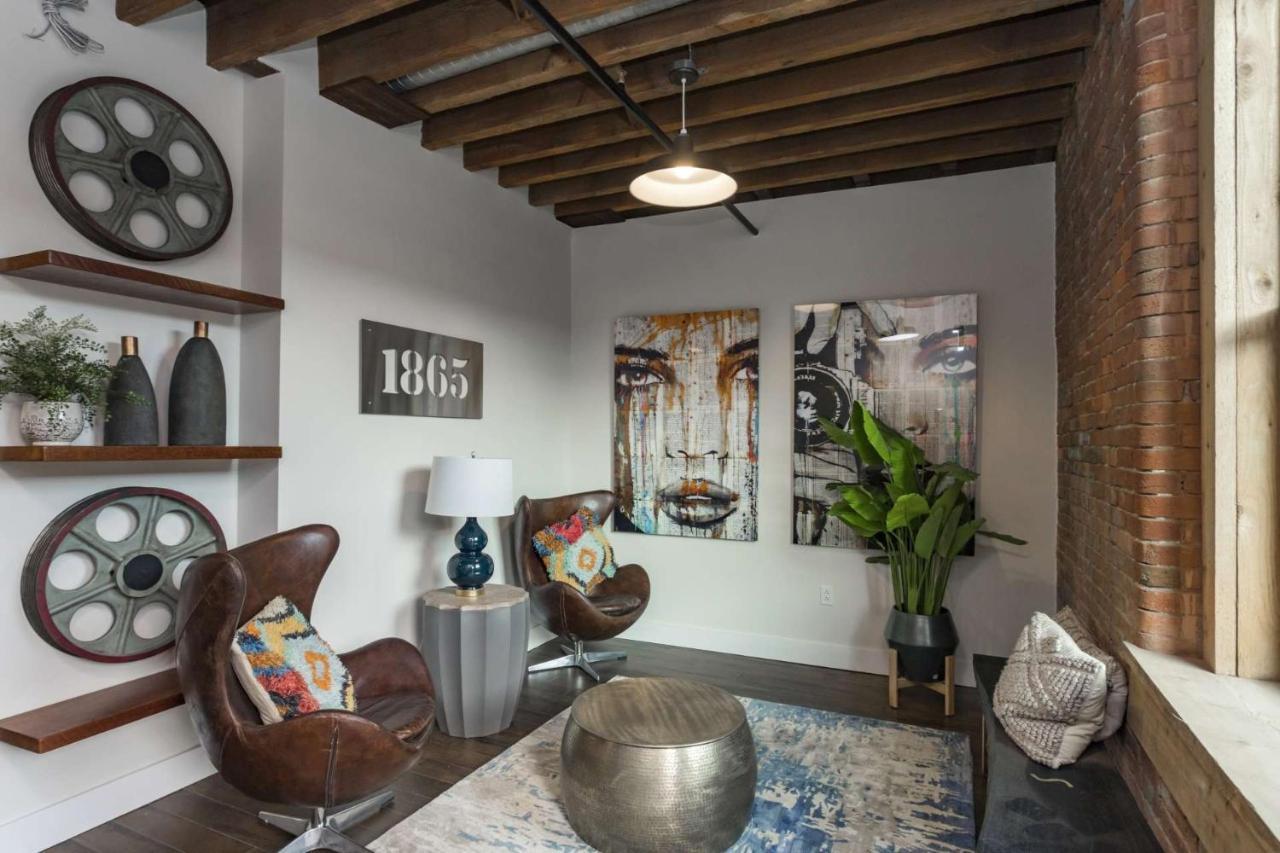 Tobacco 208 * Nashville