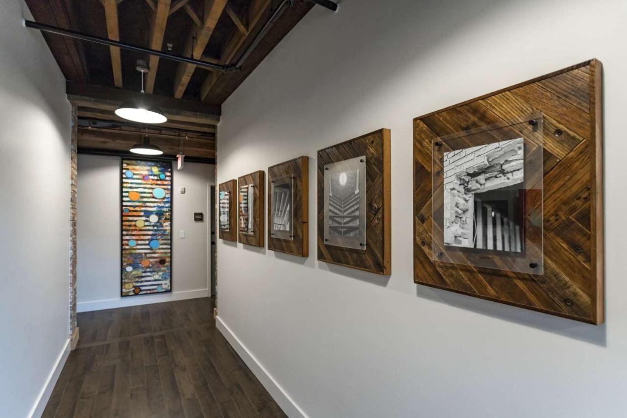 Tobacco 208 Nashville