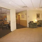 La Quinta Inn & Suites by Wyndham Nashville Airport/Opryland