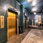 Contemporary Suite 6Br By Maddox Hotel