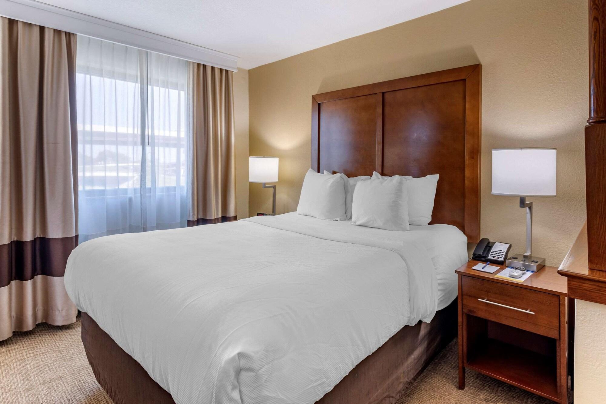 Comfort West Inn