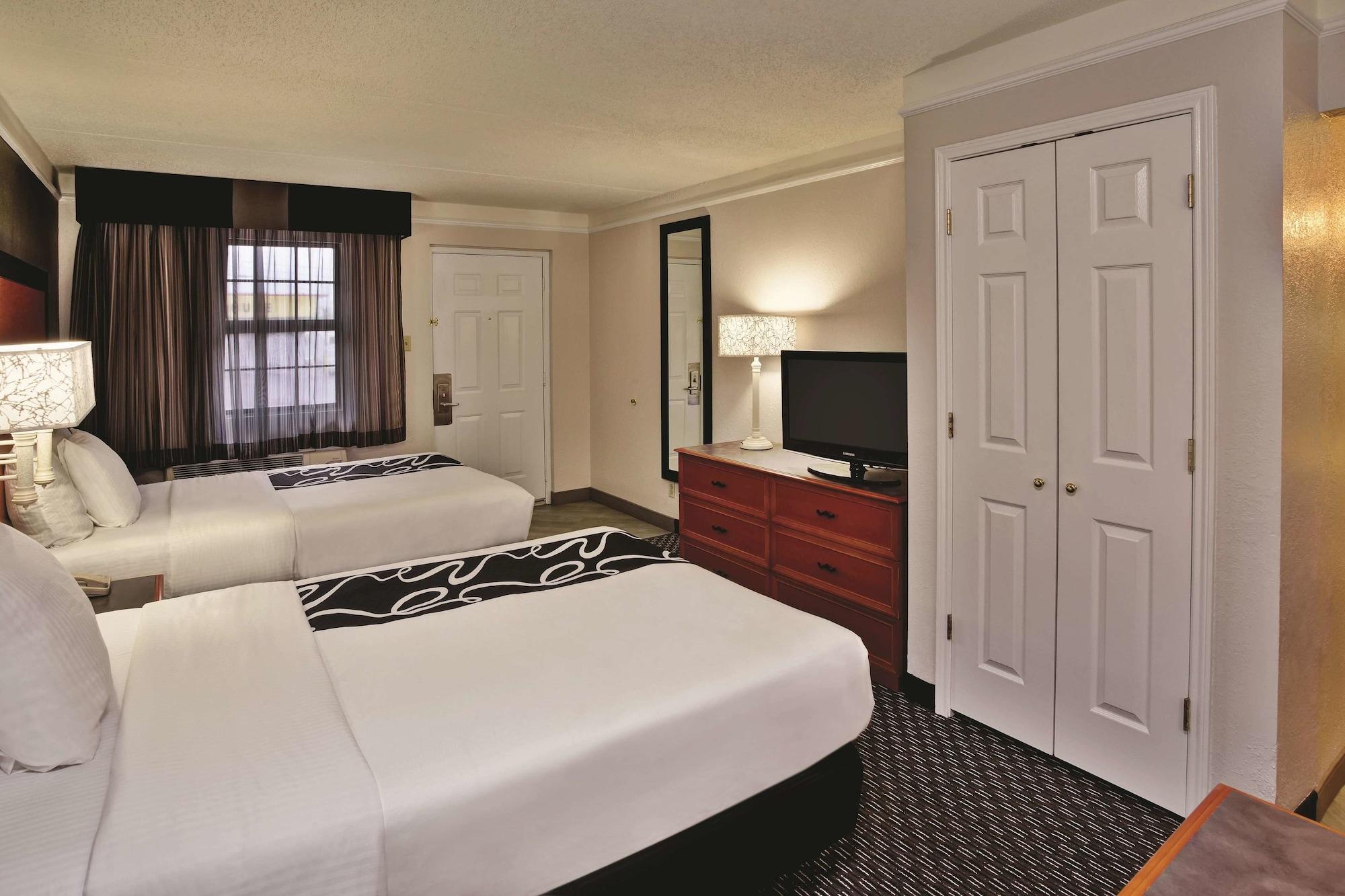 La Quinta By Wyndham South Hotel