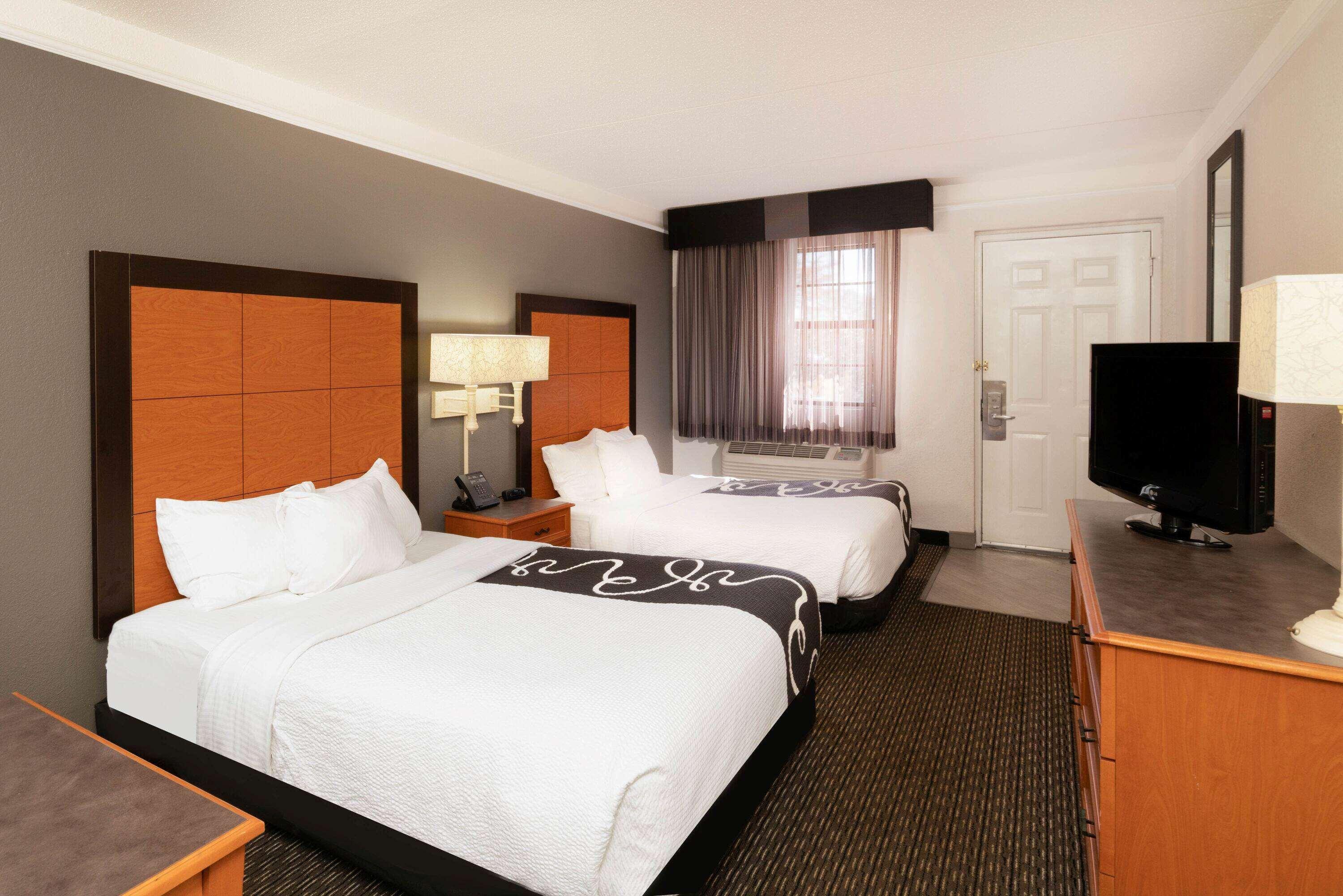 La Quinta By Wyndham South Hotel