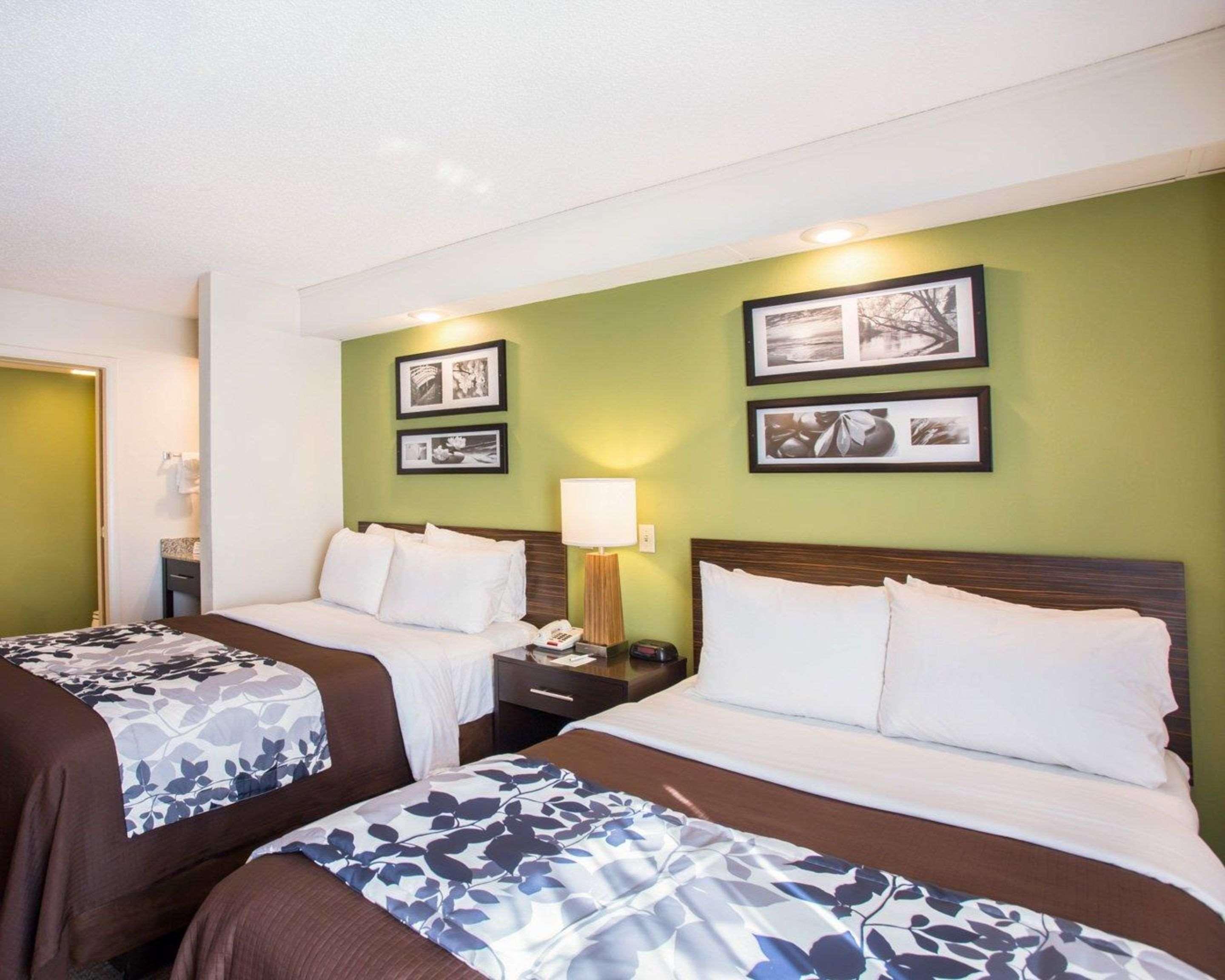 Inn Sleep North - Downtown Area 2*