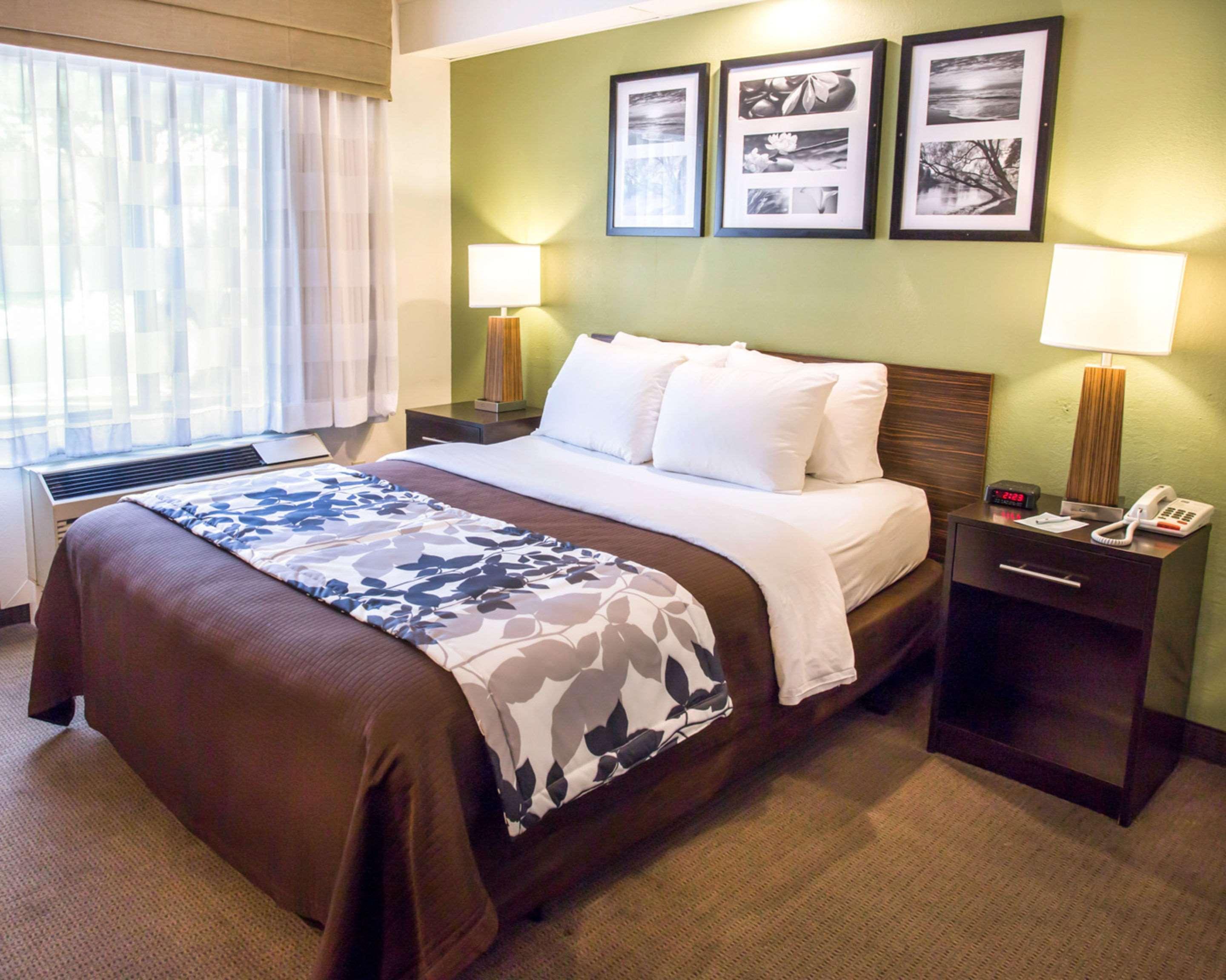 Inn Sleep North - Downtown Area