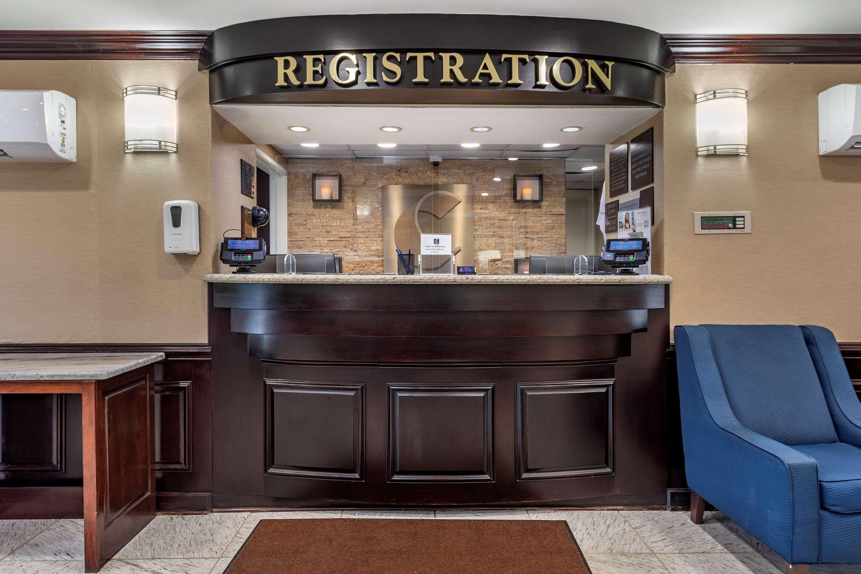 Comfort West Inn