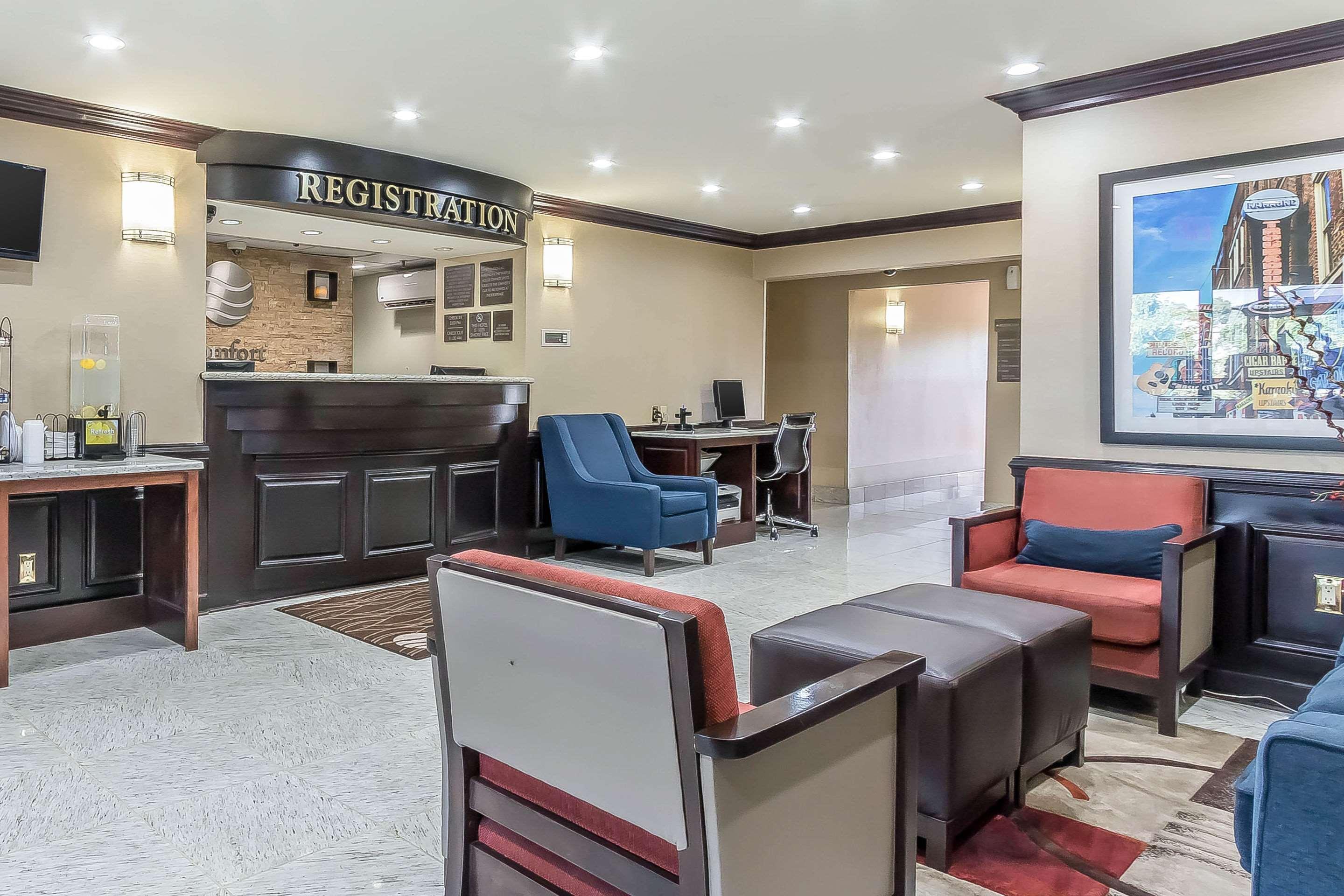 Inn Comfort West 2*
