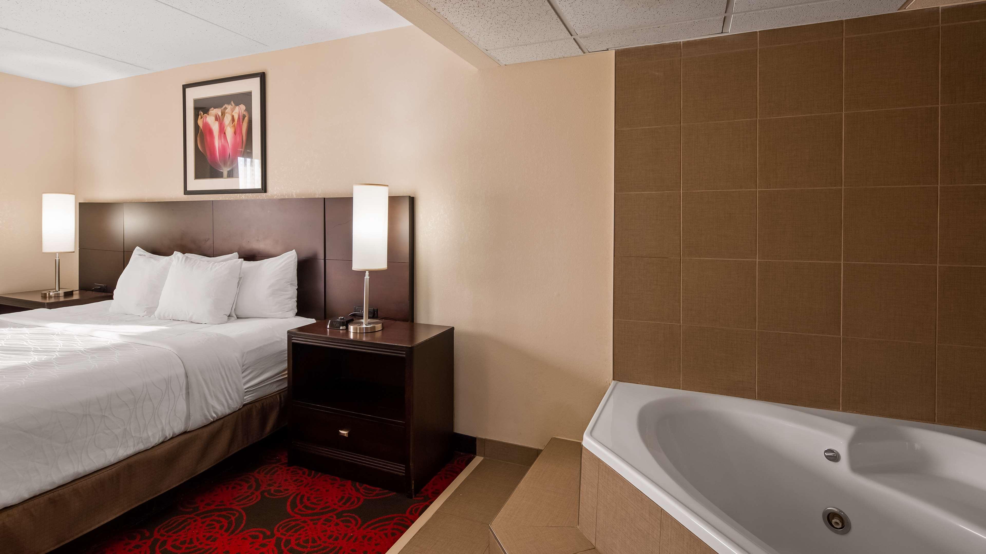 Western Near Opryland Hotel 3*