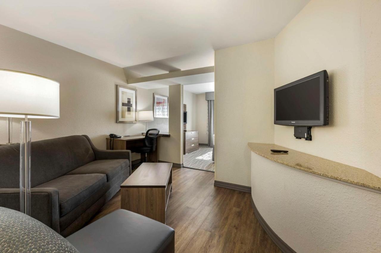 Western Airport - Bna Hotel 3*