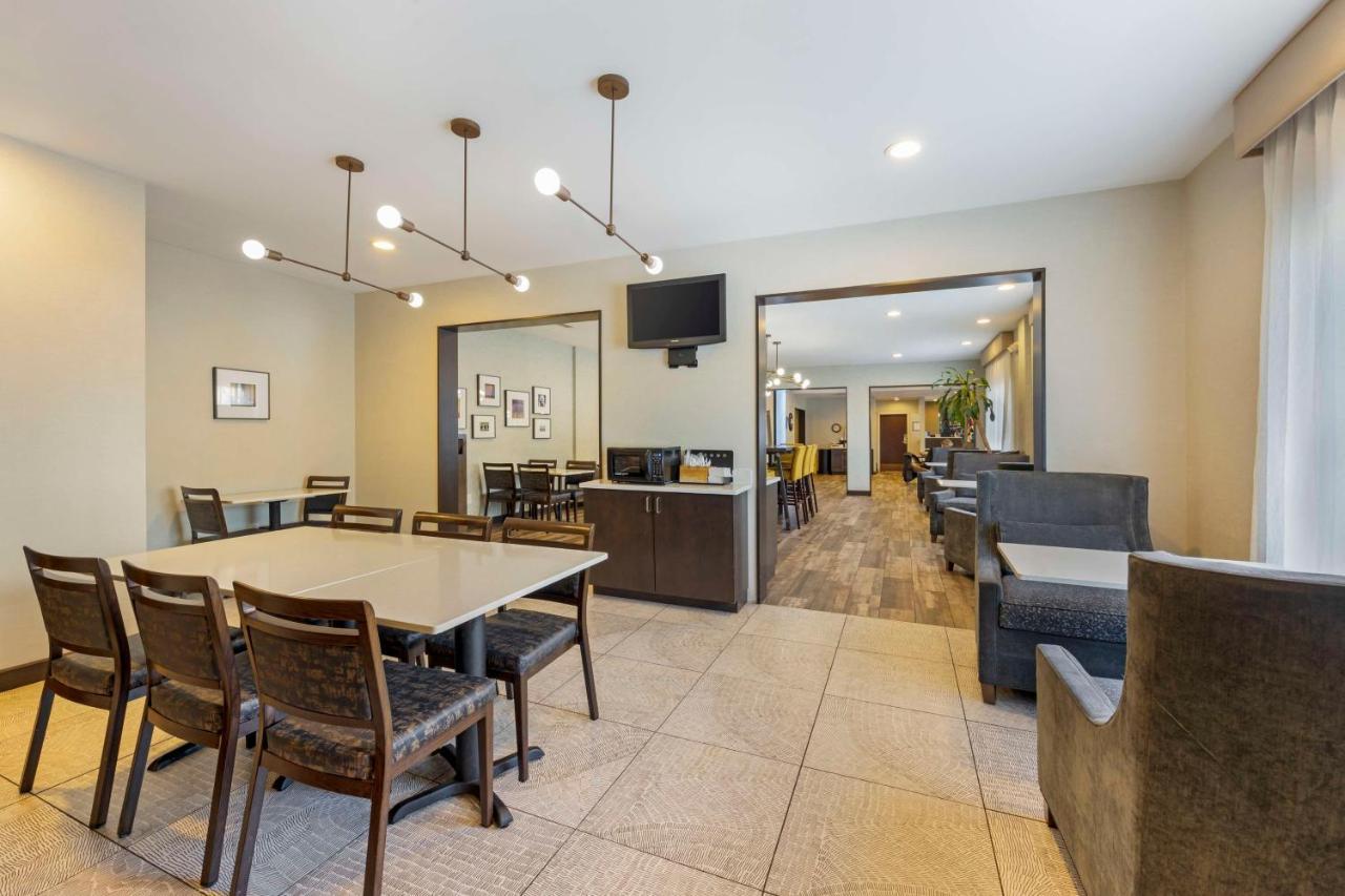 Western Airport - Bna Hotel 3*