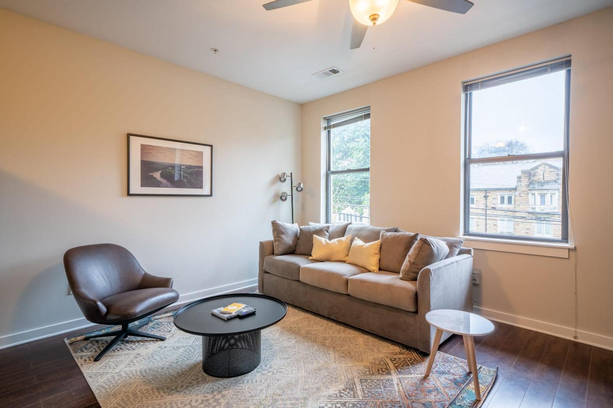 Cozysuites Musicrow Astonishing With Free Parking 23 Apartment *