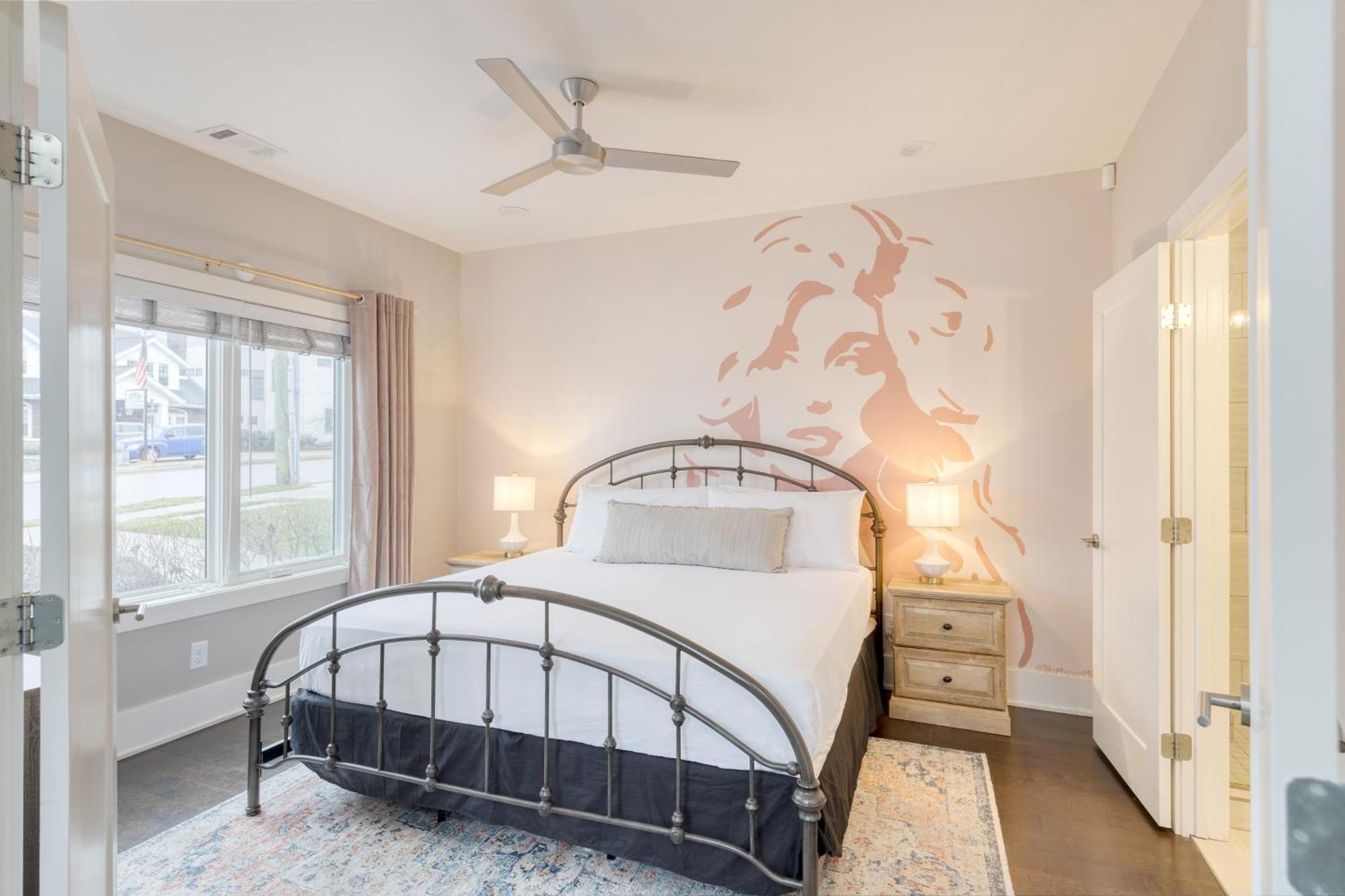 Doralee By Avantstay Rooftop Mins From Downtown Dolly Parton Theme Nashville