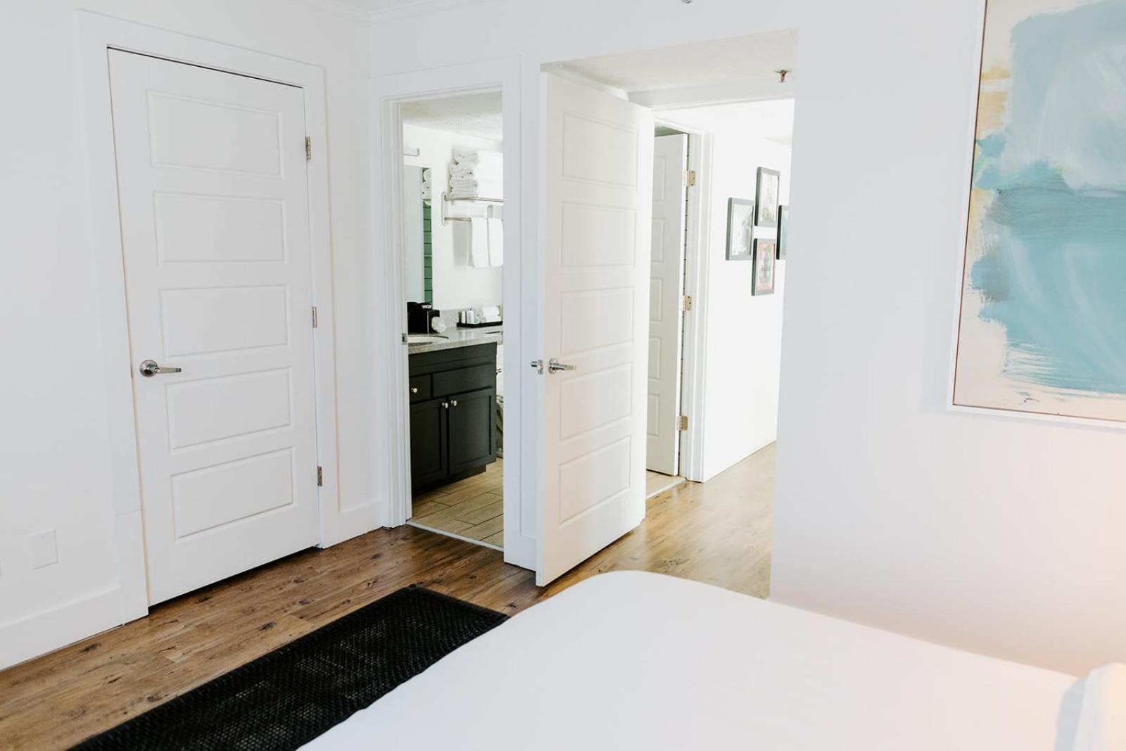The Vinyl At Music Row - 1 Bedroom *