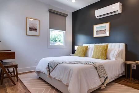 Holiday home Stylish East Retreat With Garage