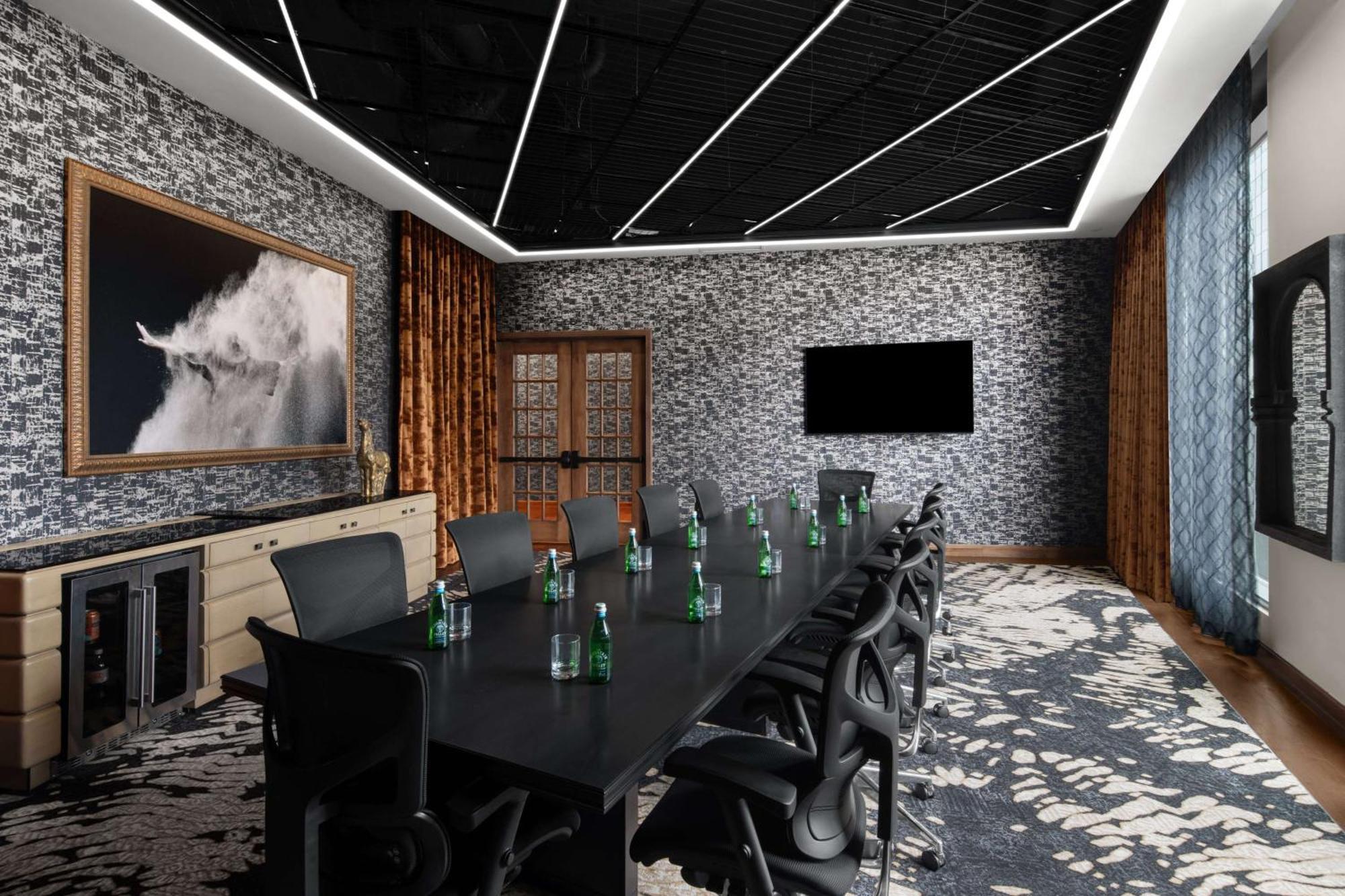 Fraye Nashville, Curio Collection By Hilton Hotel