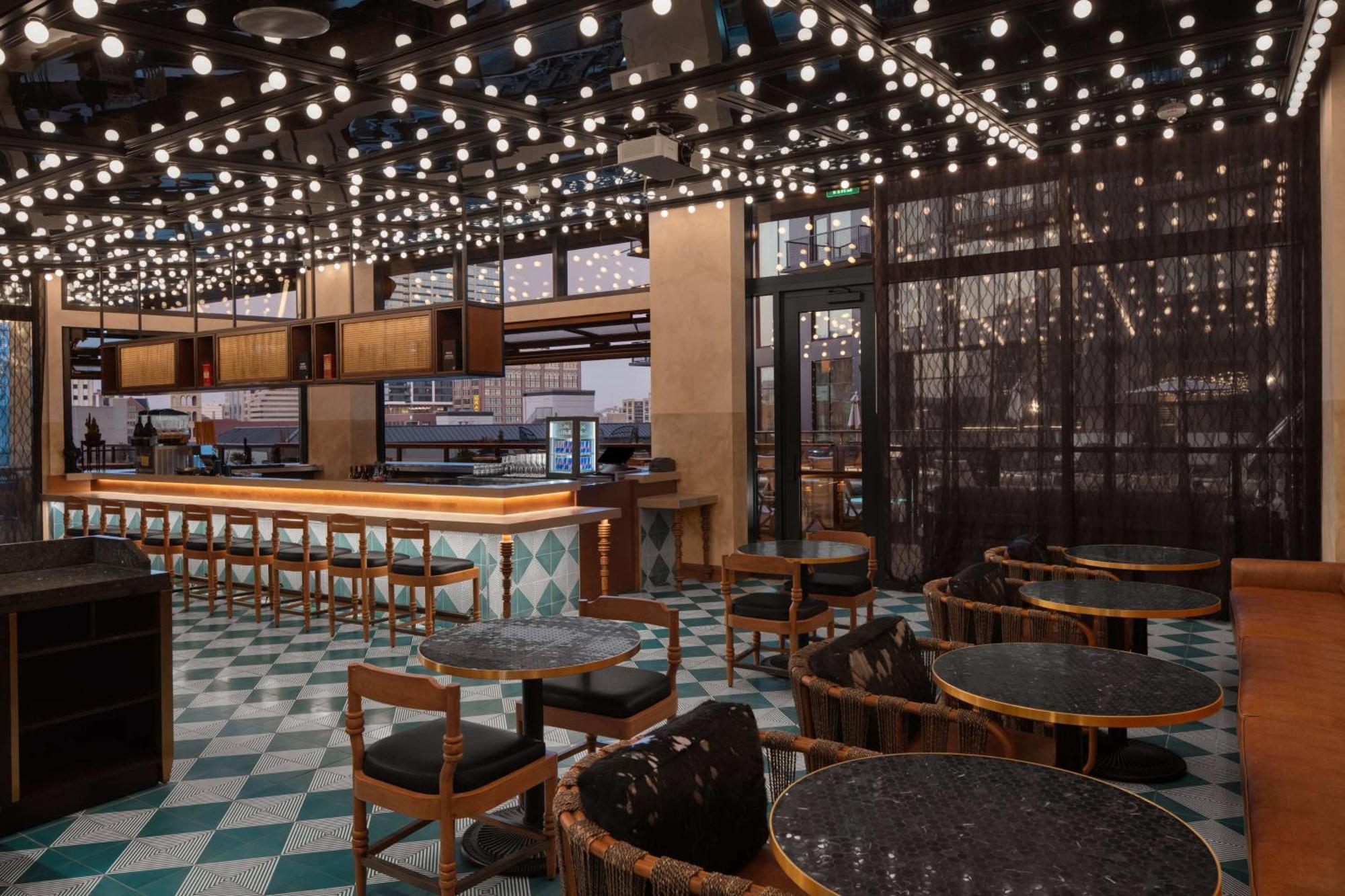 Fraye Nashville, Curio Collection By Hilton