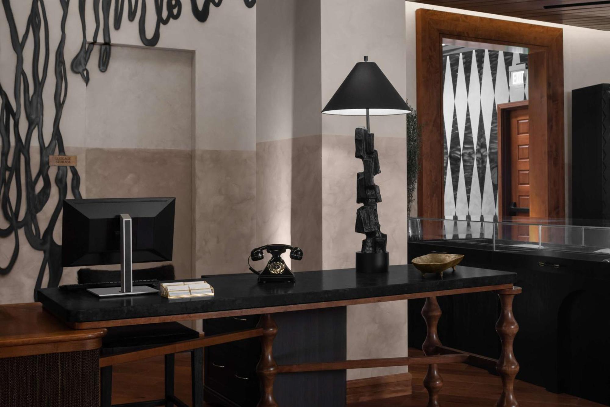 Fraye Nashville, Curio Collection By Hilton Hotel 4*
