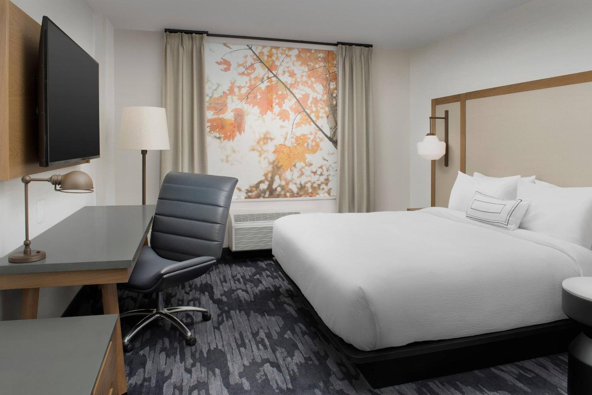 Hotel Fairfield & Near Vanderbilt Nashville