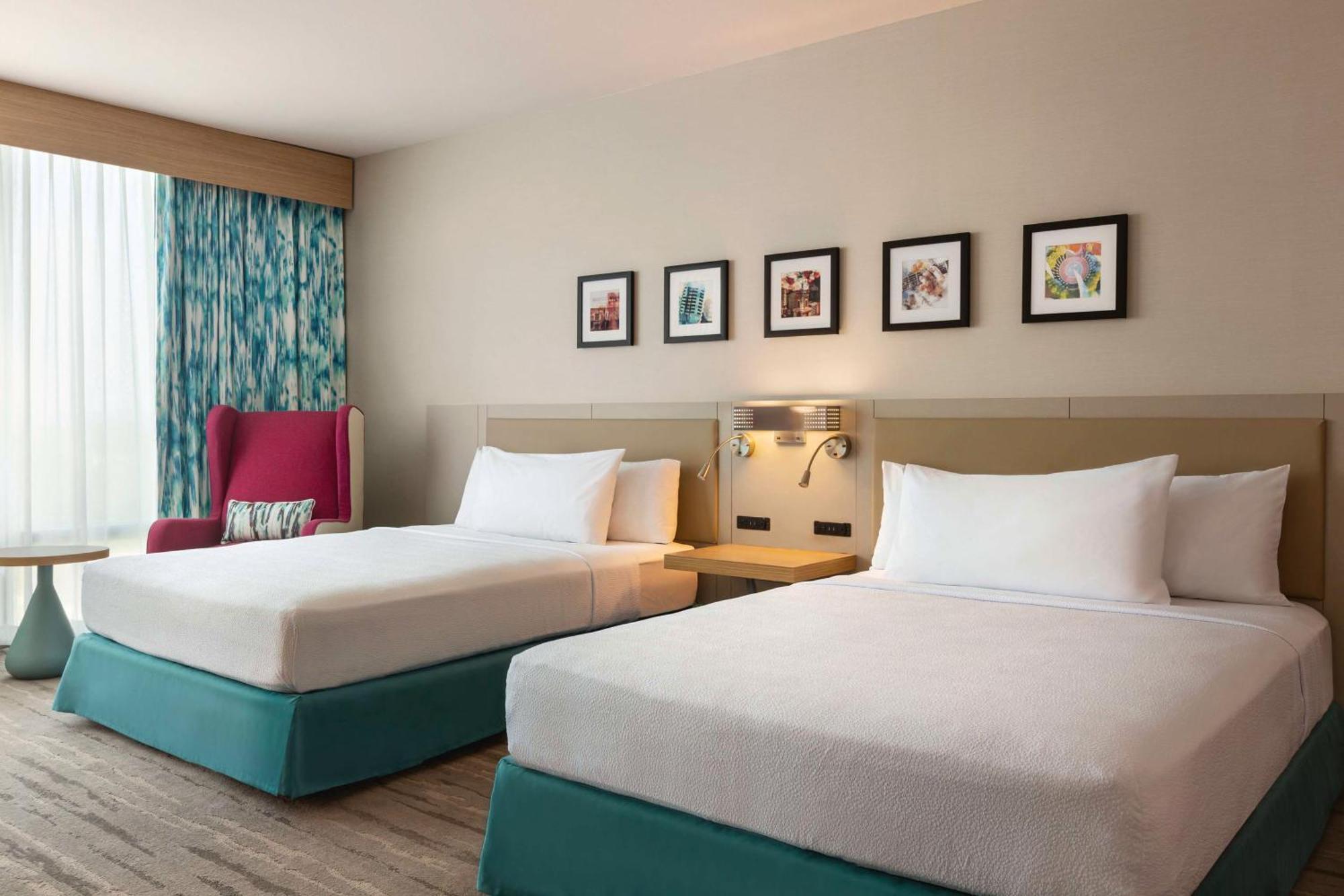 Hilton Garden West End Avenue 3*
