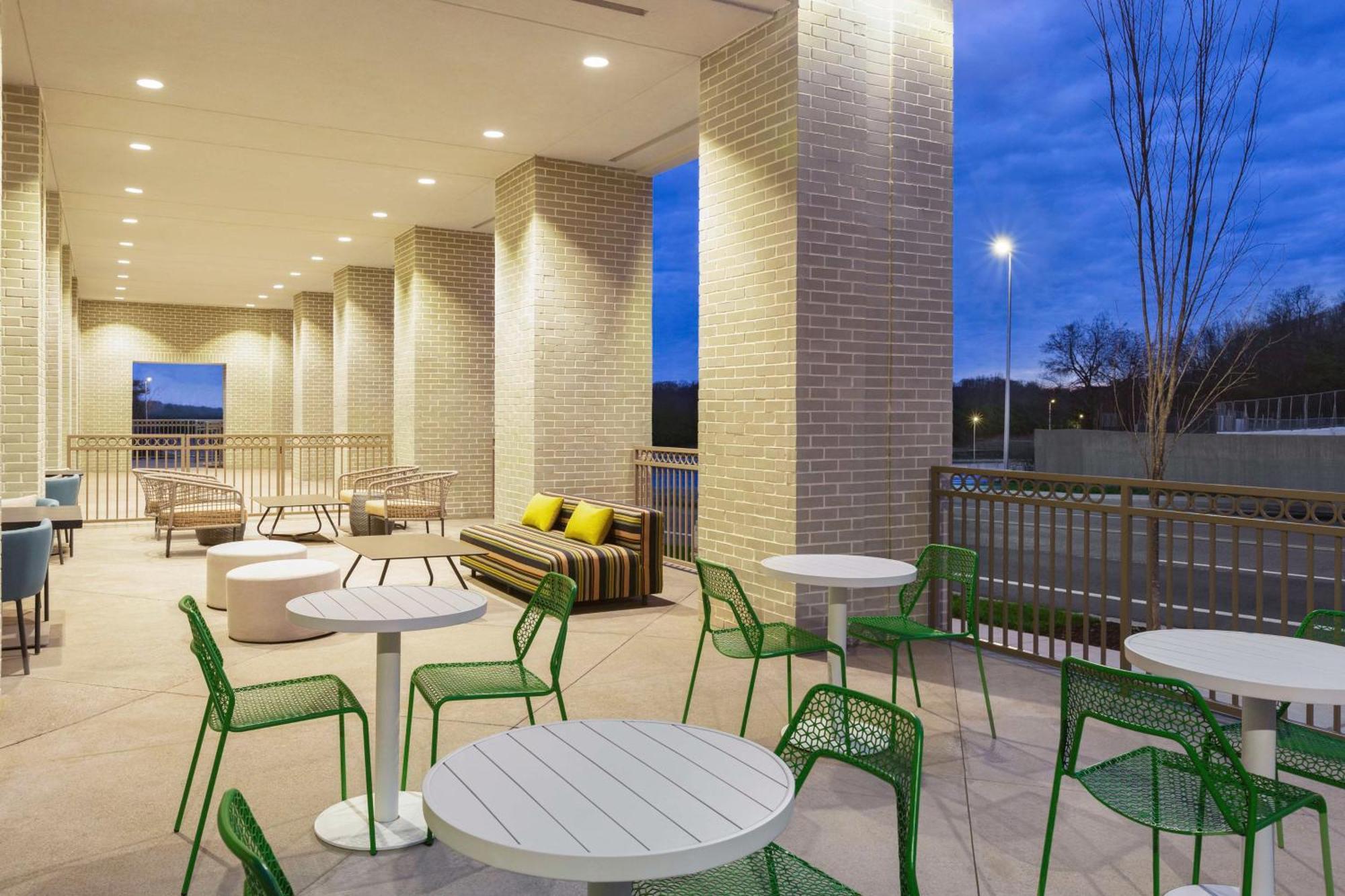 Hilton Garden West End Avenue Hotel Nashville