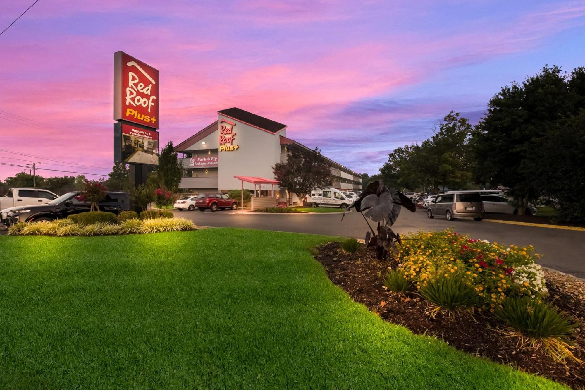 Red Roof Plus+ Airport 3* Nashville