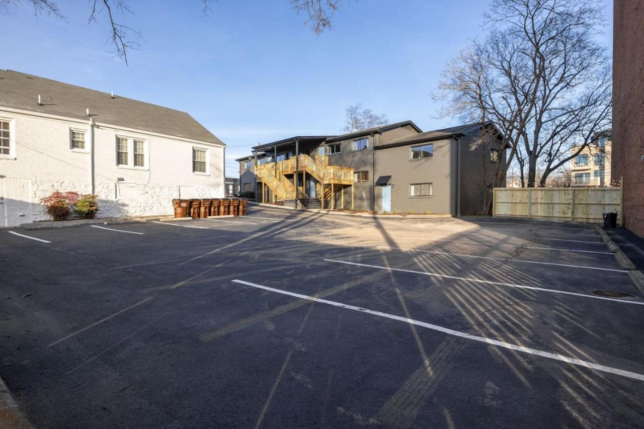 Apartment Stylish In Hillsboro Village 3 Beds And Parking *