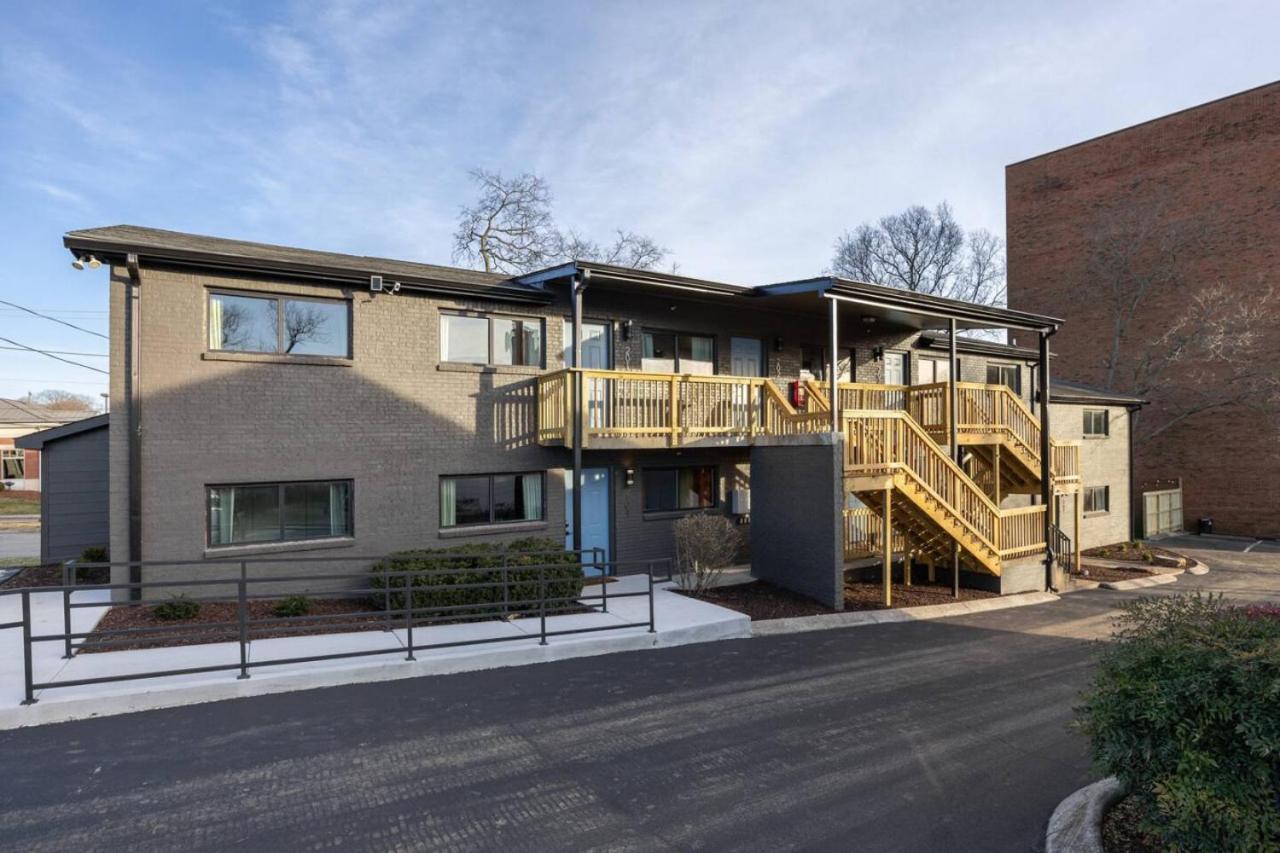 Apartment Stylish In Hillsboro Village 3 Beds And Parking