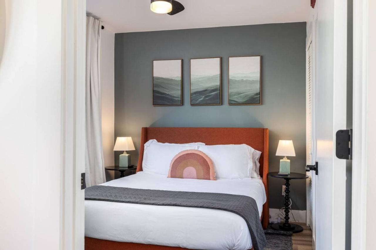 Stylish In Hillsboro Village 3 Beds And Parking Apartment Nashville