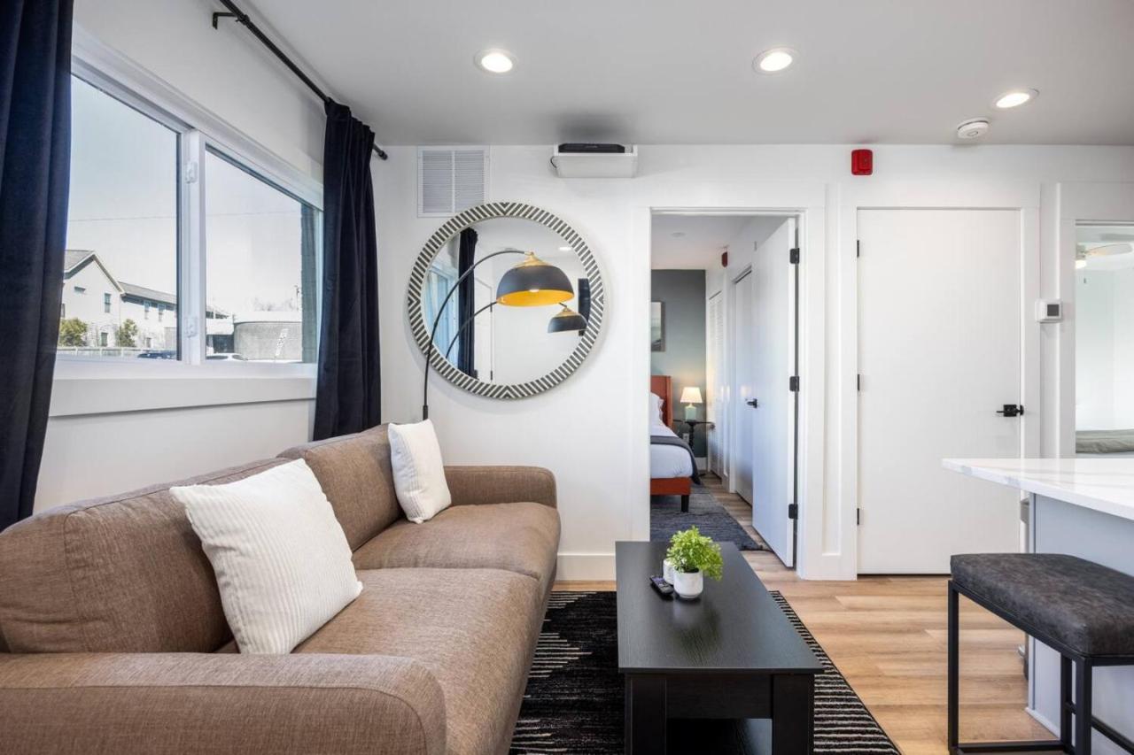 Stylish In Hillsboro Village 3 Beds And Parking Nashville