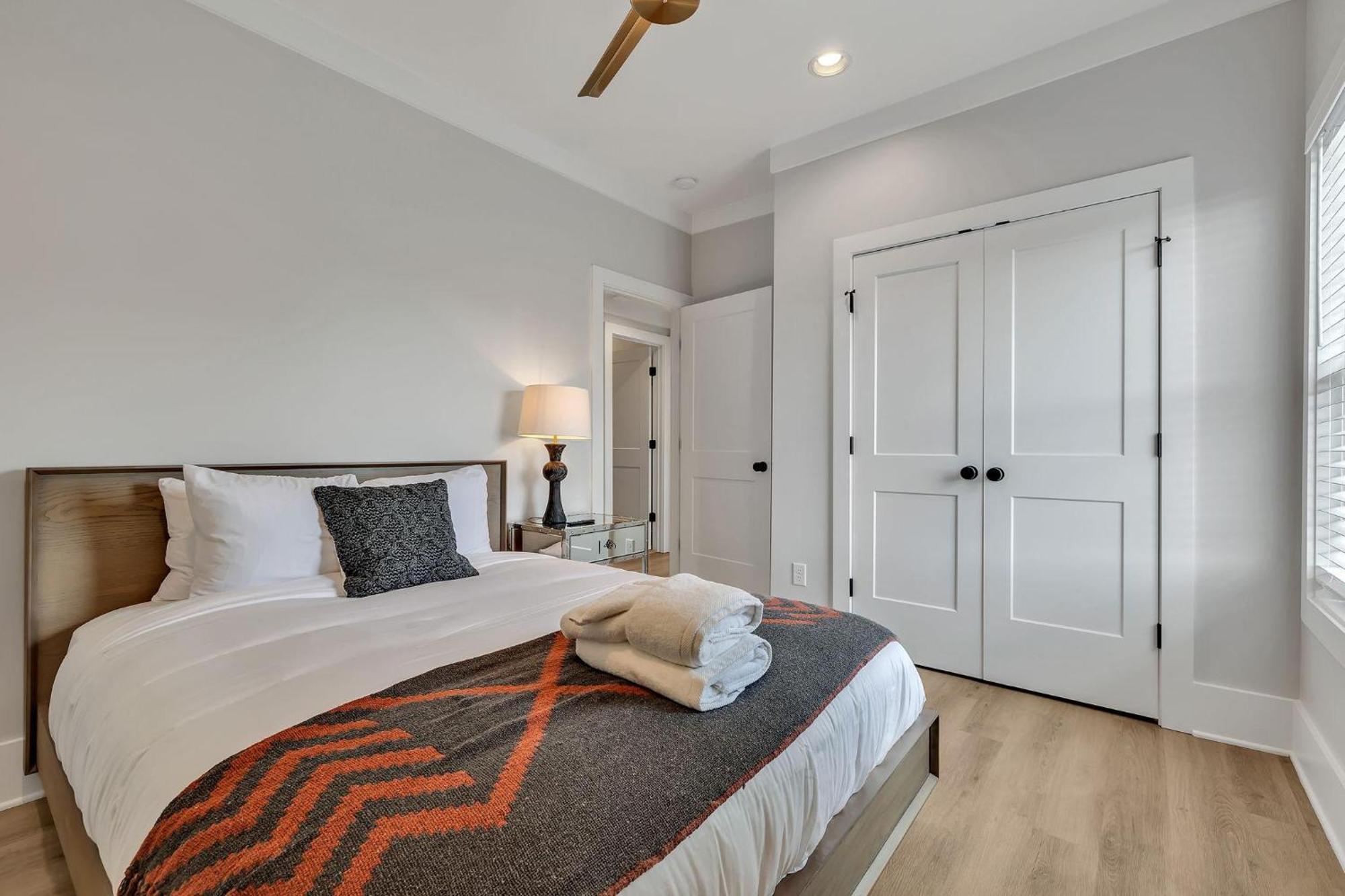 Holiday home Soprano - Private Rooftop - 8 Mins To Broadway Nashville