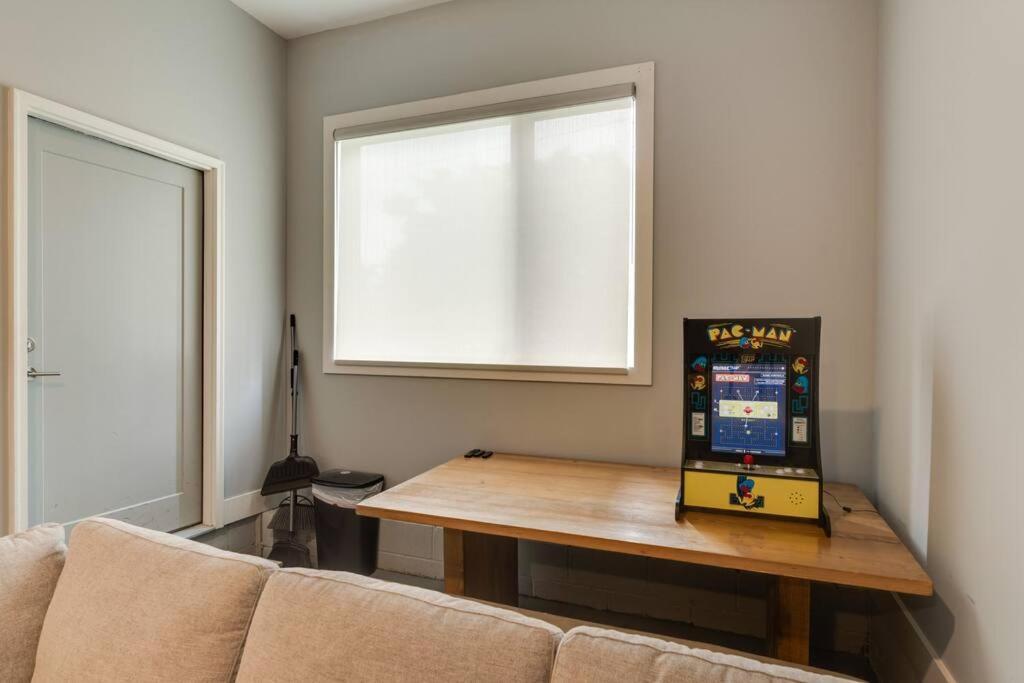 3bd -rooftop Escape- Steps From The Gulch Fun Holiday home *