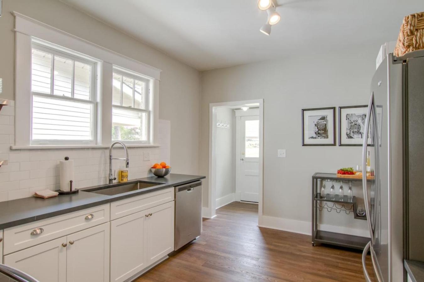 The Pink Door Beauty Stunning And Fresh Holiday home Nashville