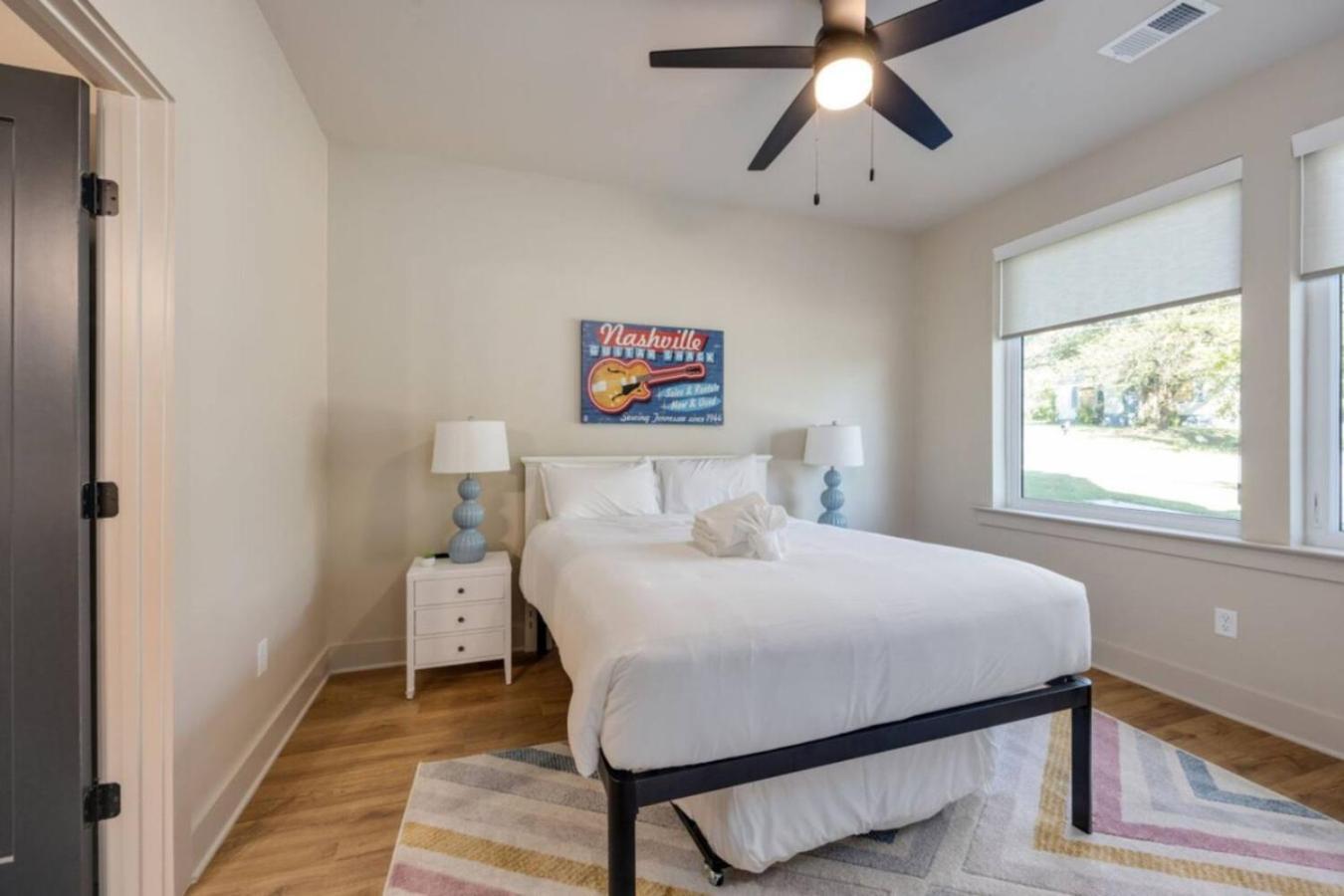 Holiday home Cowgirl Up 4bd 4.5bth Rooftop Views *