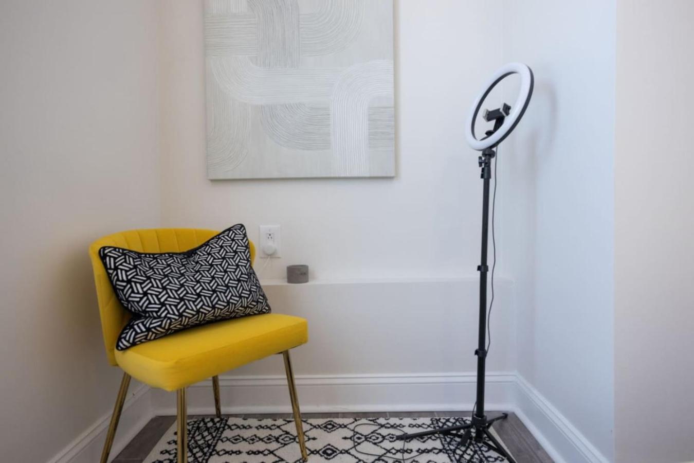 Holiday home The Centennial Charmer- 8 Min From Broadway *