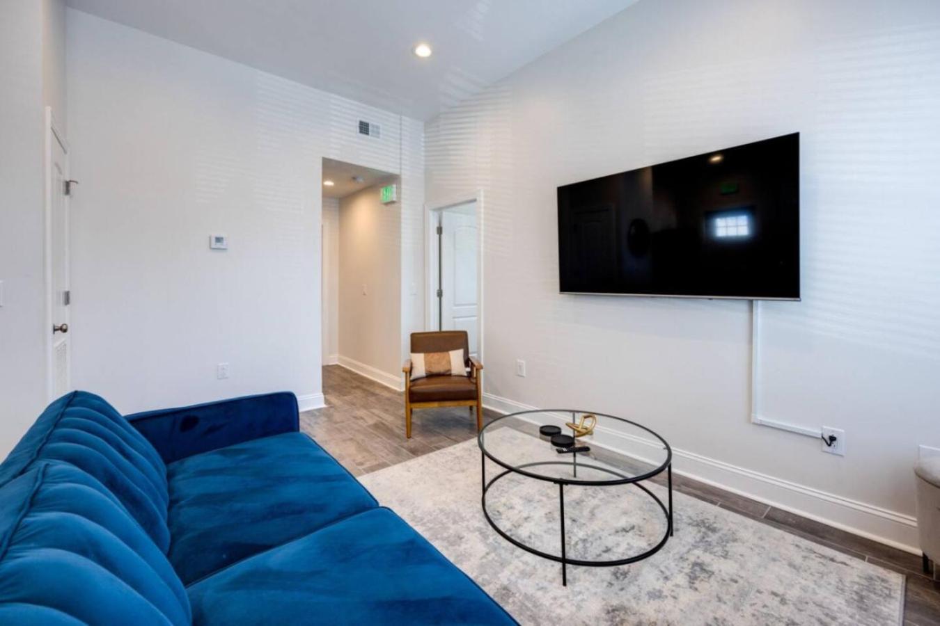 The Centennial Charmer- 8 Min From Broadway Nashville