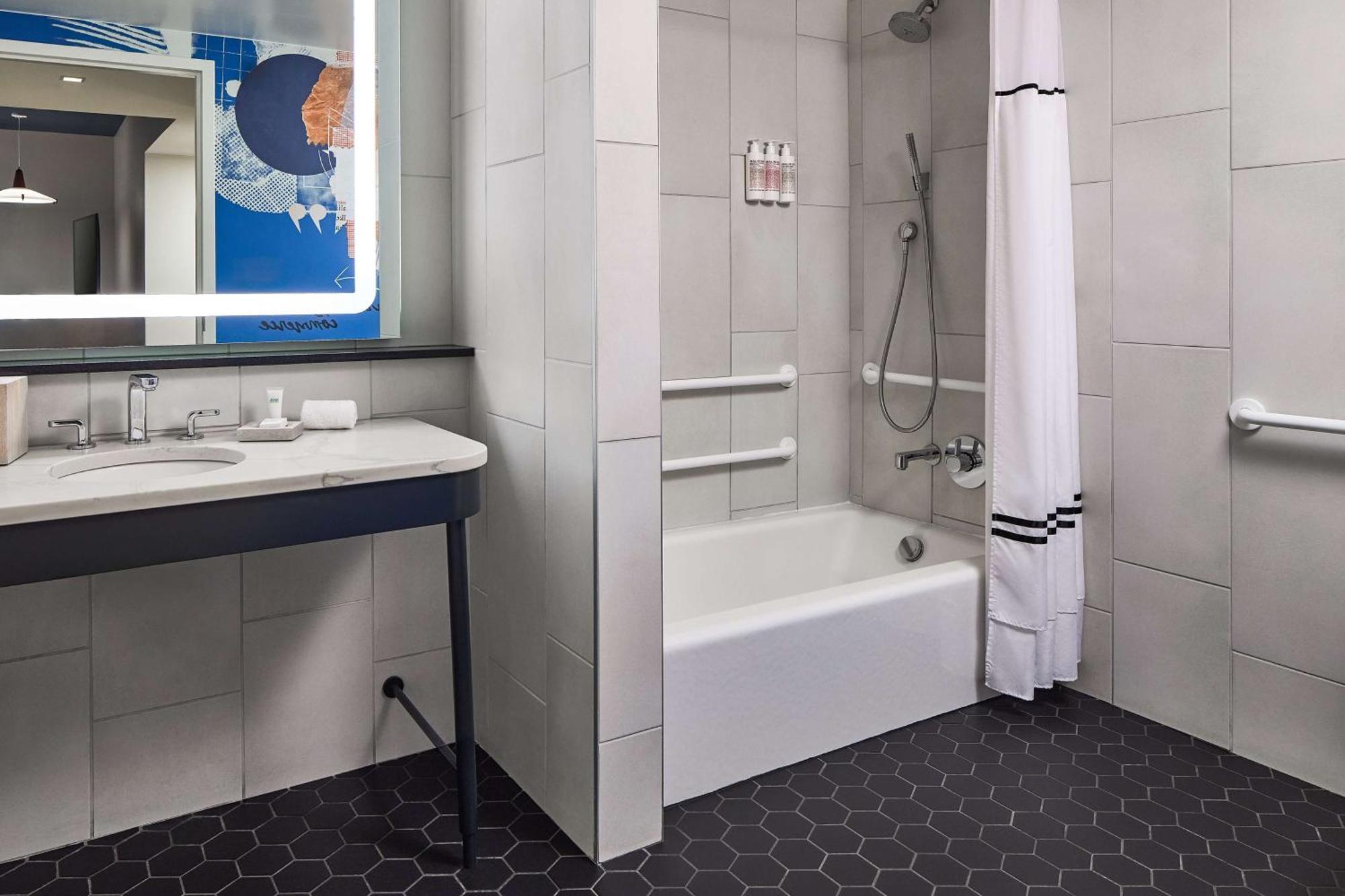 The Bankers Alley Nashville, Tapestry Collection By Hilton 4* Nashville