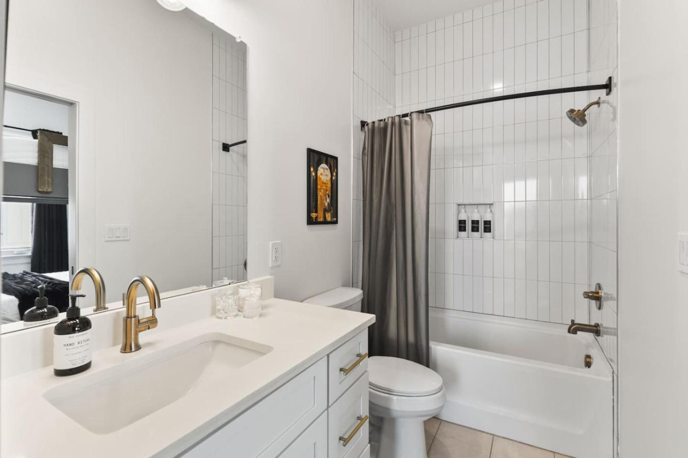 Stunning With Rooftop Deck Walk To Restaurants Coffee And Brewery Nashville