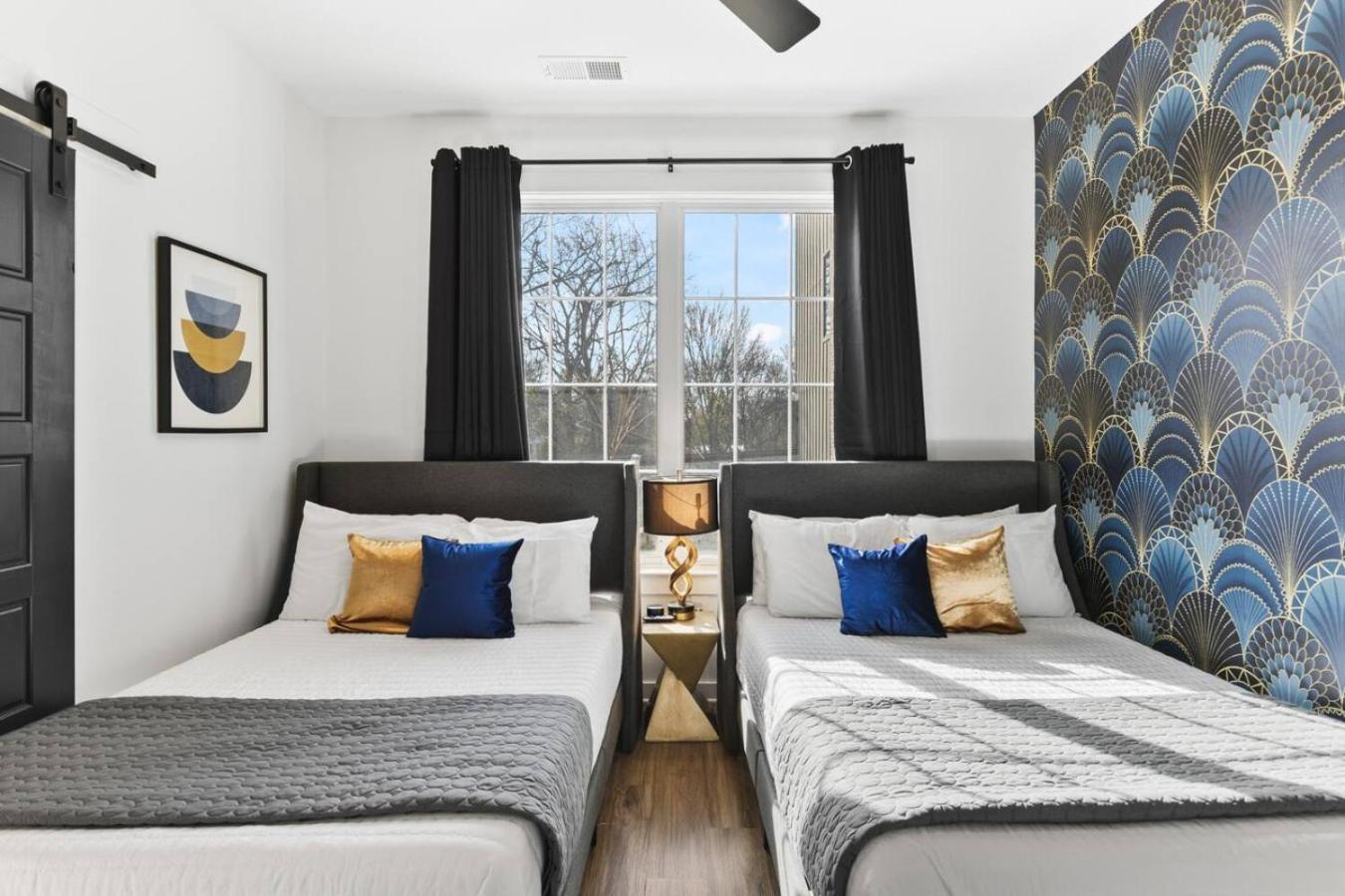 Stunning With Rooftop Deck Walk To Restaurants Coffee And Brewery Nashville