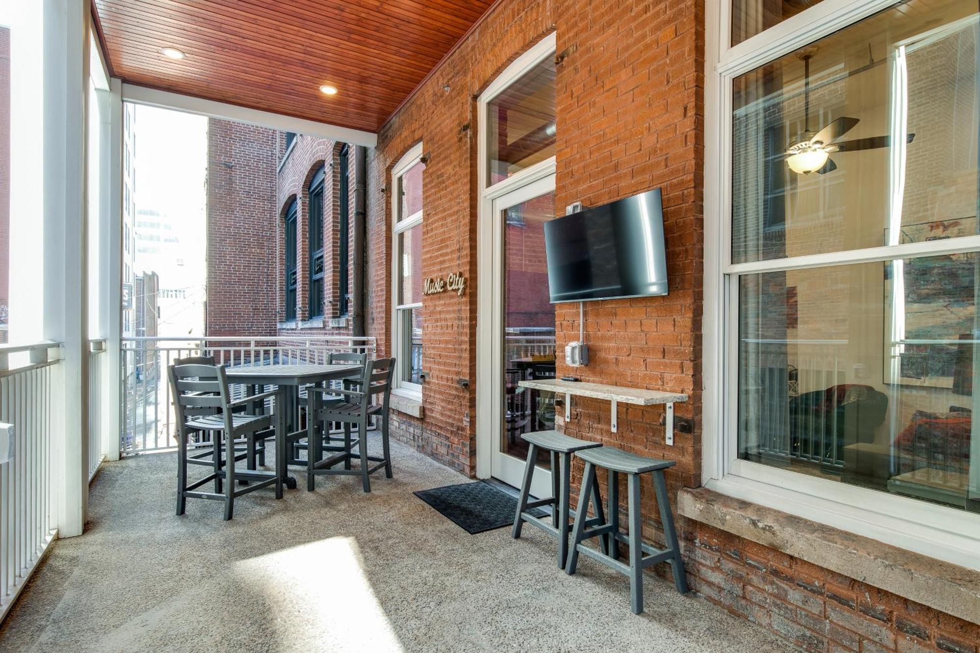 The Majestic Lofts * Nashville