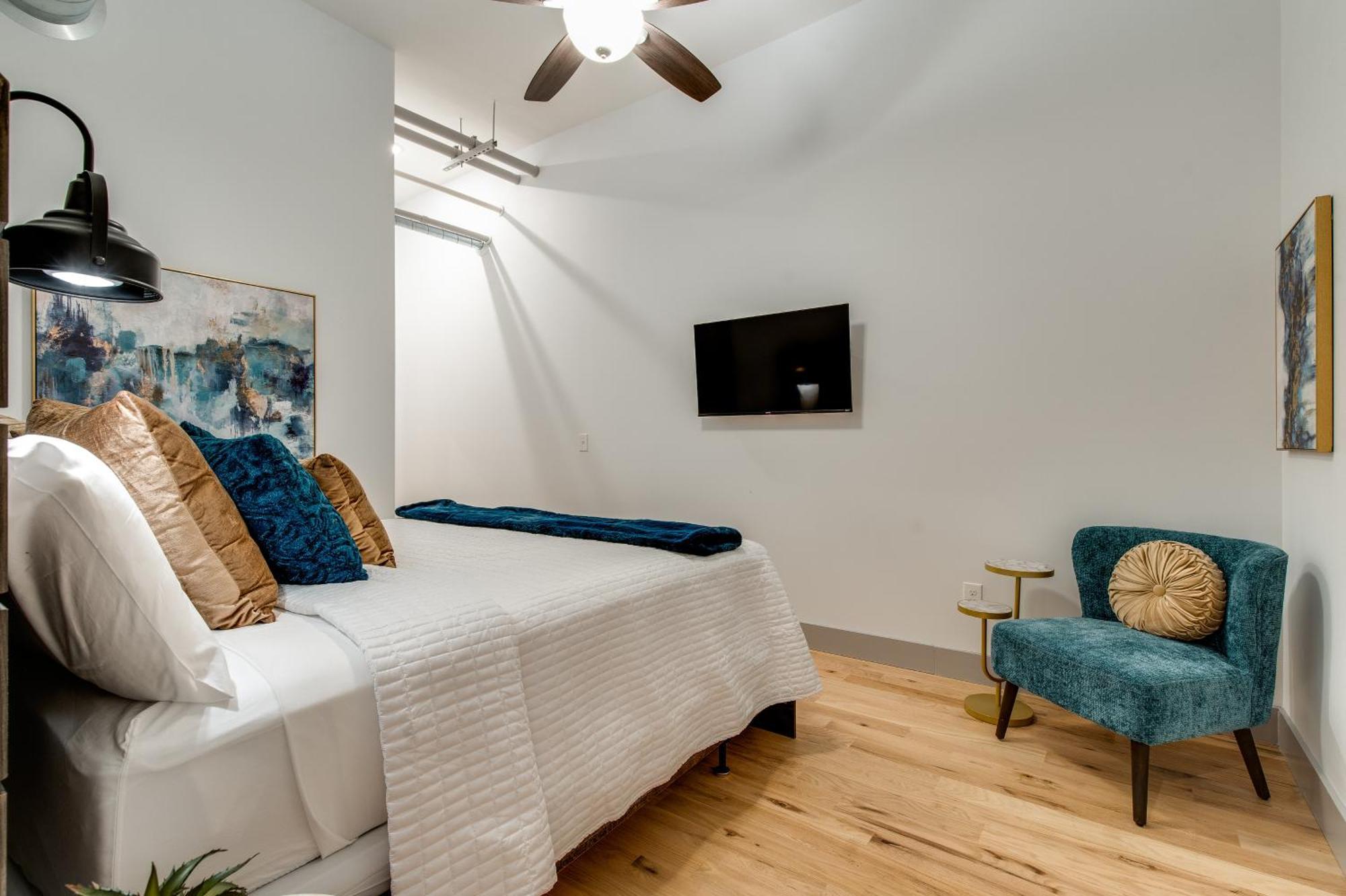 The Majestic Lofts Apartment *
