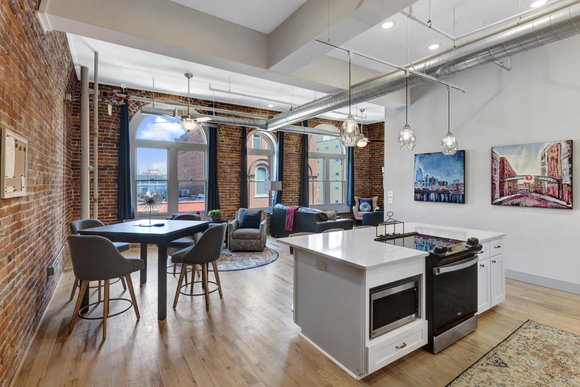 The Majestic Lofts Apartment *
