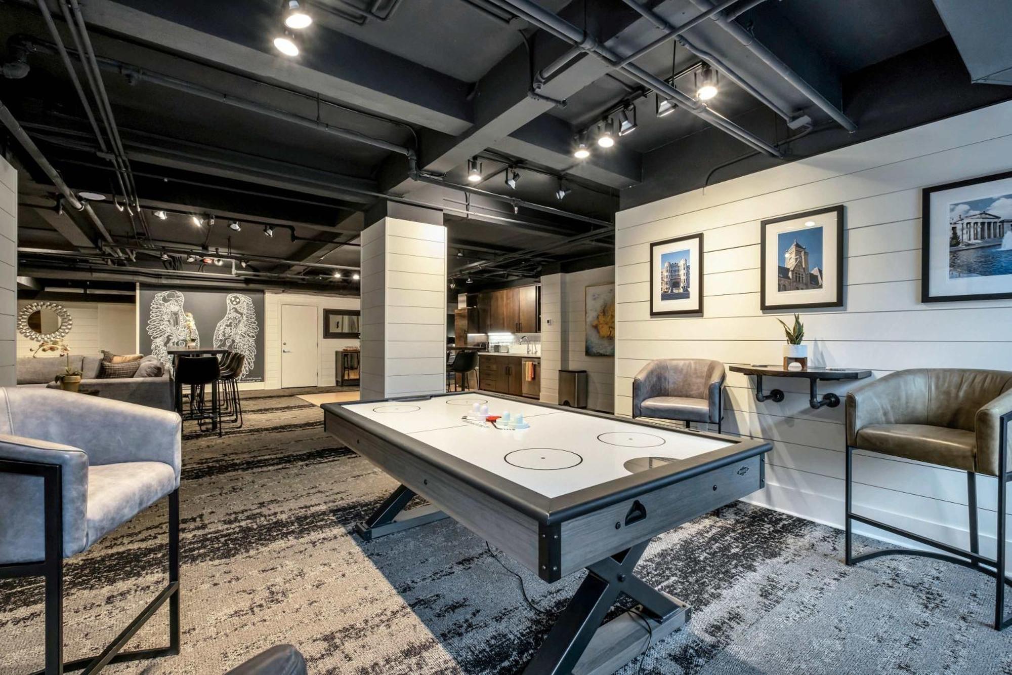 Contemporary 6br By Maddox Apartment Nashville