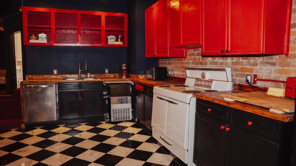 Holiday home Broadway Penthouse 4br 3bth 2500 Sf *