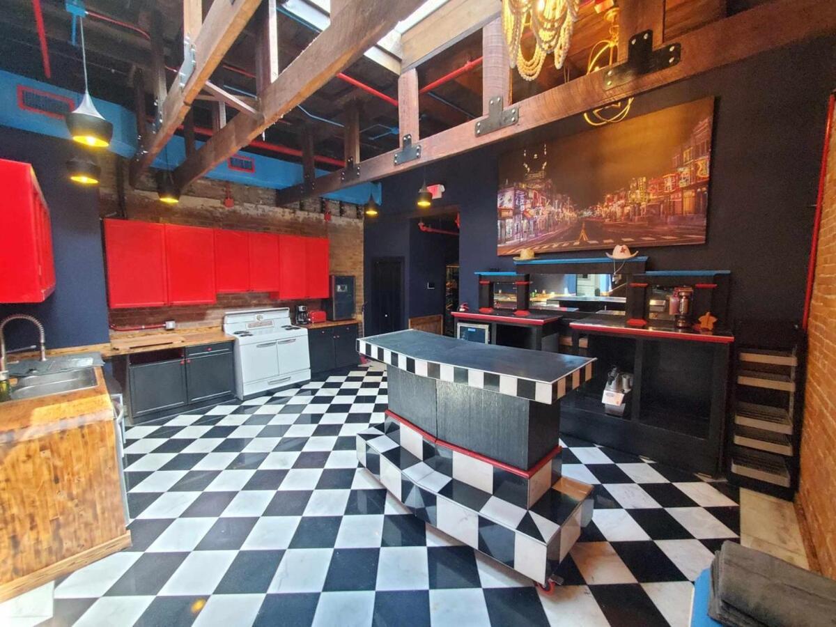 Broadway Penthouse 4br 3bth 2500 Sf Holiday home Nashville