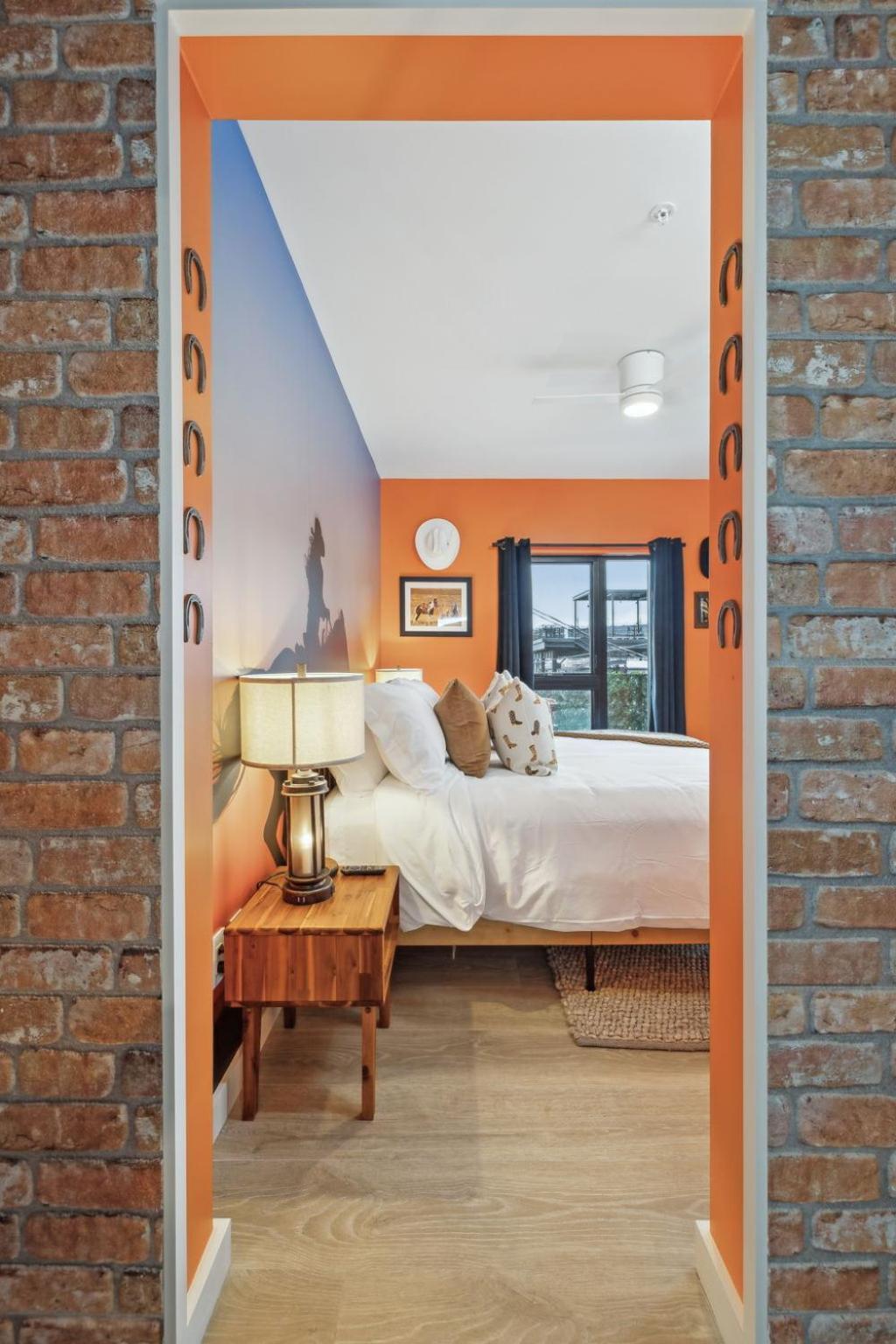 Apartment The Wallen Downtown Walk To Broadway, Parking, Heated Pool, Gym Nashville