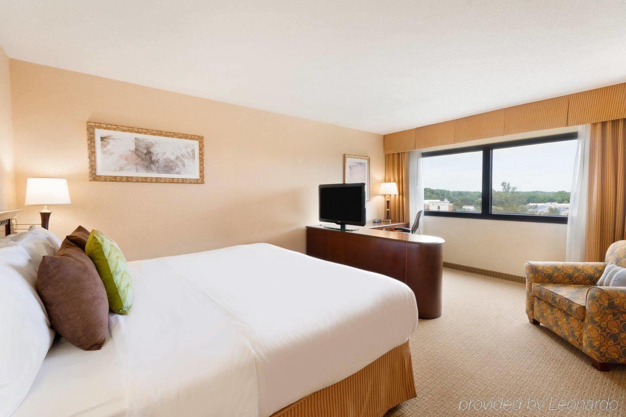 Radisson Airport Hotel