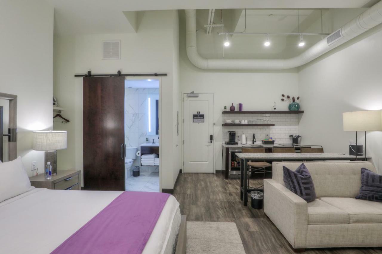 154 Hotel